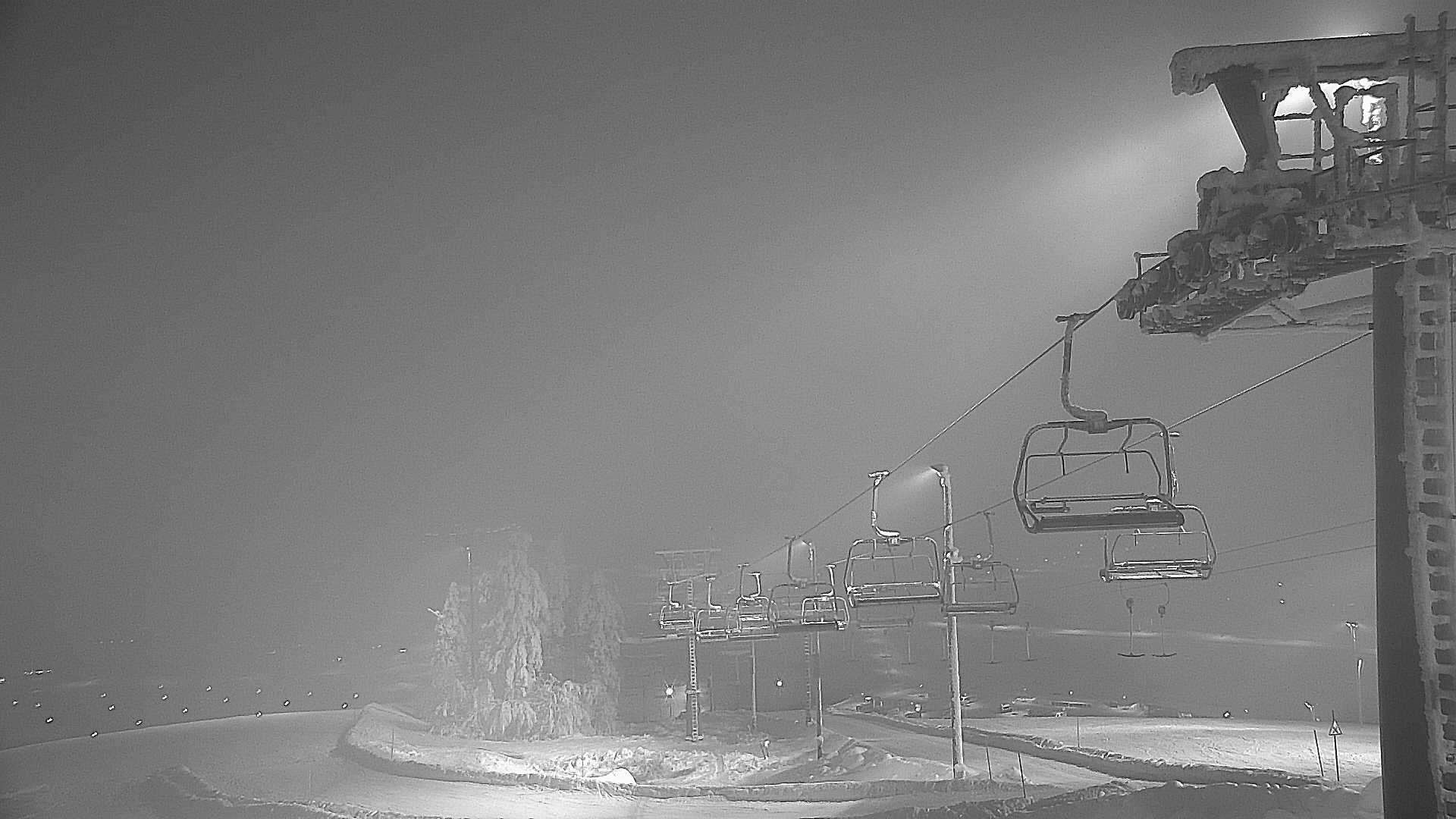 Länsirinteet (Hissit 9-10 yläasema)